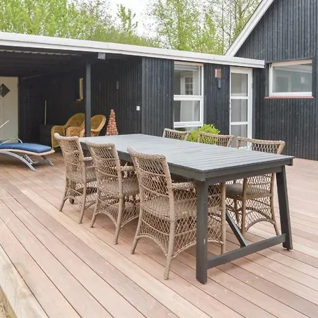3 Bedroom Beautiful In Holiday home *