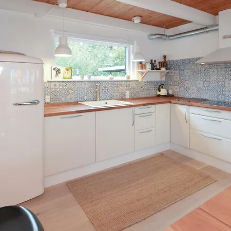 Holiday home 3 Bedroom Beautiful In Blavand