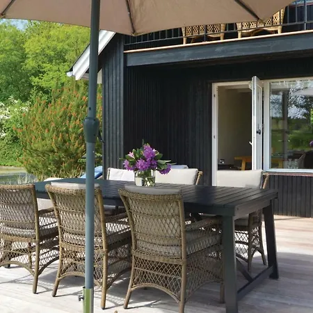 Holiday home 3 Bedroom Beautiful In Blavand